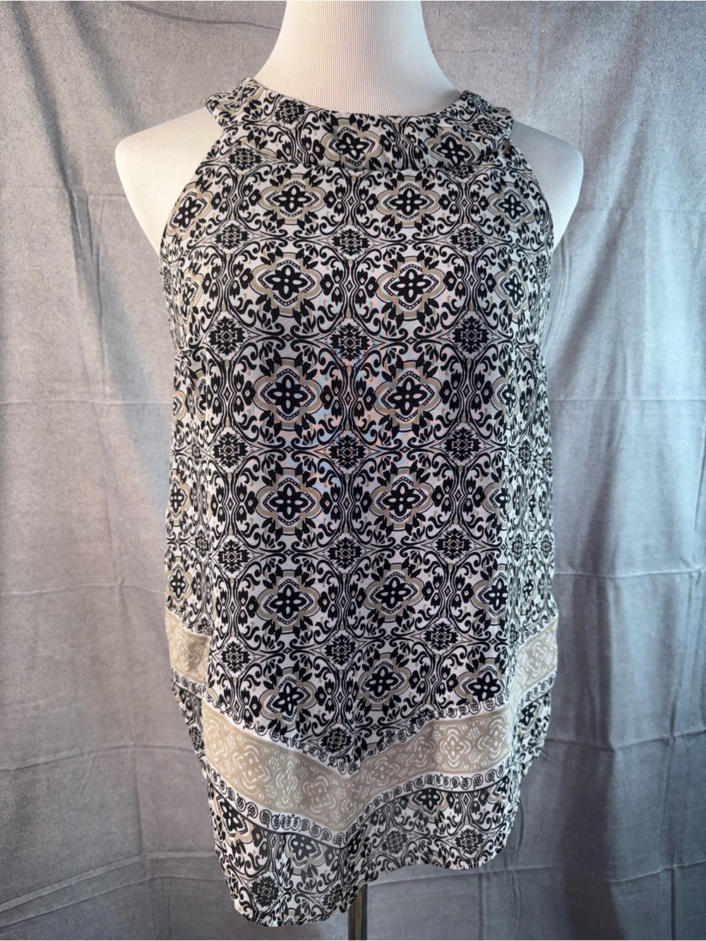 1328-AB Studio Black and Cream Patterned Sleeveless Camisole
